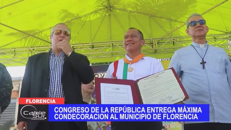 Congreso de la república entrega máxima condecoración al municipio de Florencia