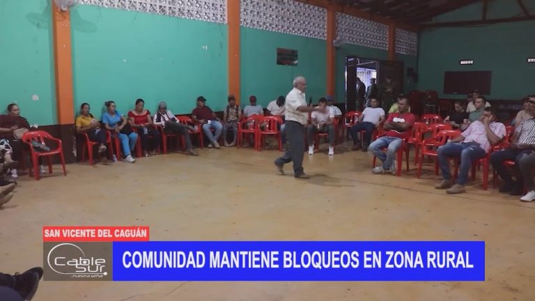 Comunidad mantiene bloqueos en zona rural de San Vicente del Caguán