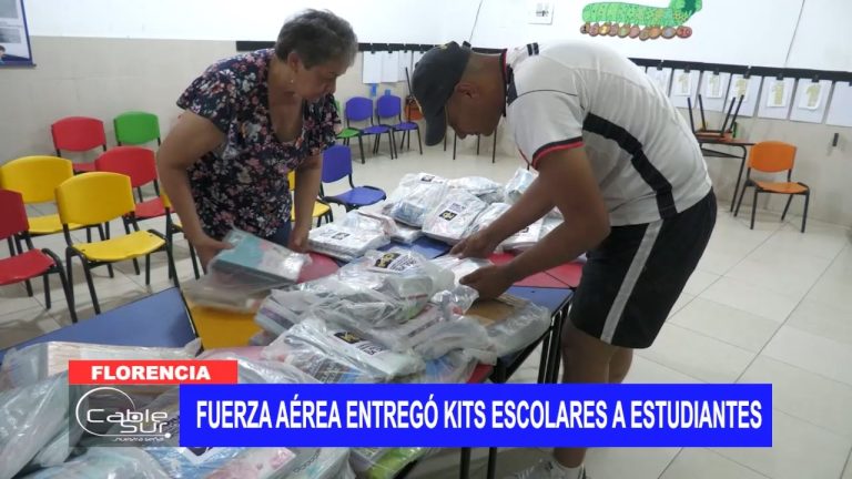 Fuerza aérea entregó kits escolares a estudiantes