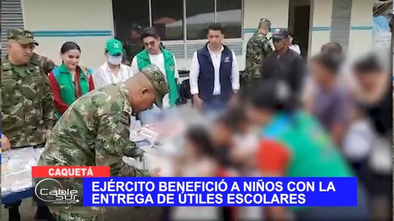 Ejército benefició a niños con la entrega de útiles escolares