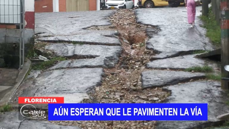 Aún esperan que le pavimenten la vía