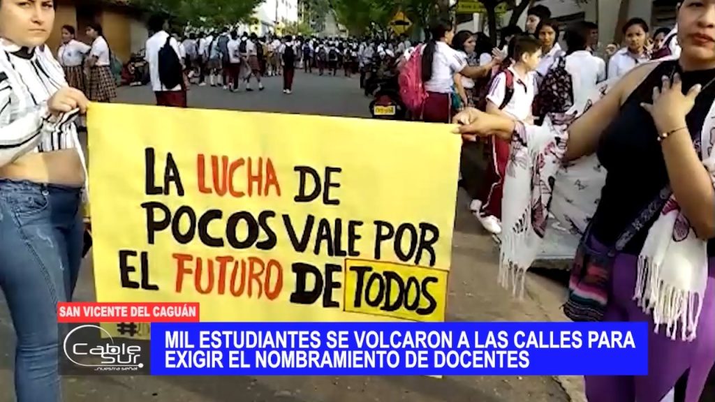 Mil estudiantes se volcaron a las calles para exigir el nombramiento de ...