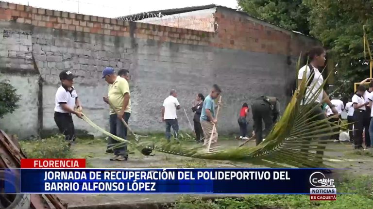 En Florencia, la comunidad del barrio Alfonso López restauró su polideportivo, promoviendo la integración social.