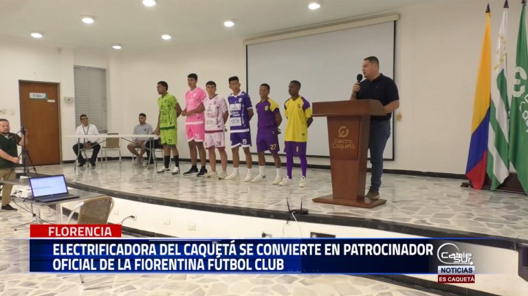 Ante los funcionarios de la electrificadora del Caquetá, las directivas y cuerpo técnico de la Fiorentina Fútbol Club presentaron a sus jugadores.
