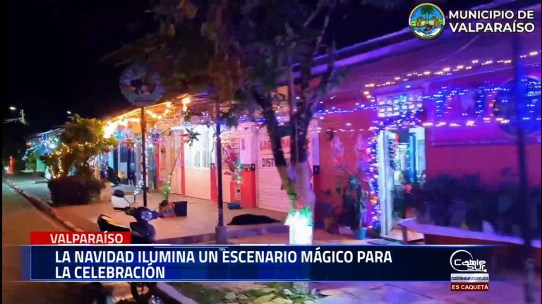 La magia de la navidad ha tomado vida en el municipio de Valparaíso, transformando sus calles y espacios públicos en un espectáculo deslumbrante.