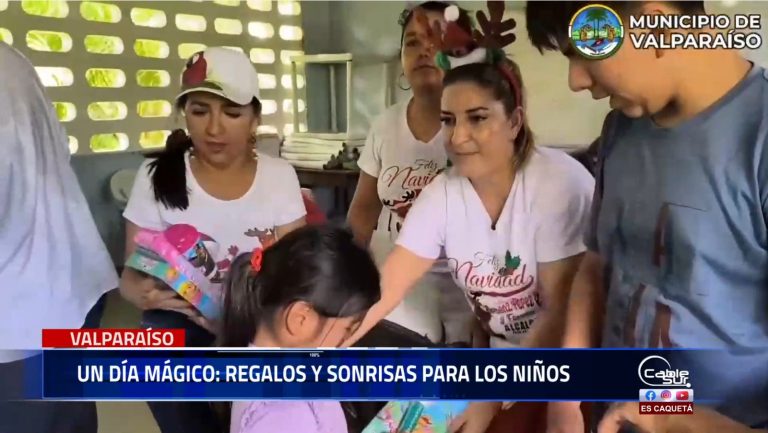 La administración municipal de Valparaíso y la oficina de la gestora social llevaron alegría a los niños y niñas de varias veredas de Valparaíso al repartir regalos cuidadosamente empacados con amor.