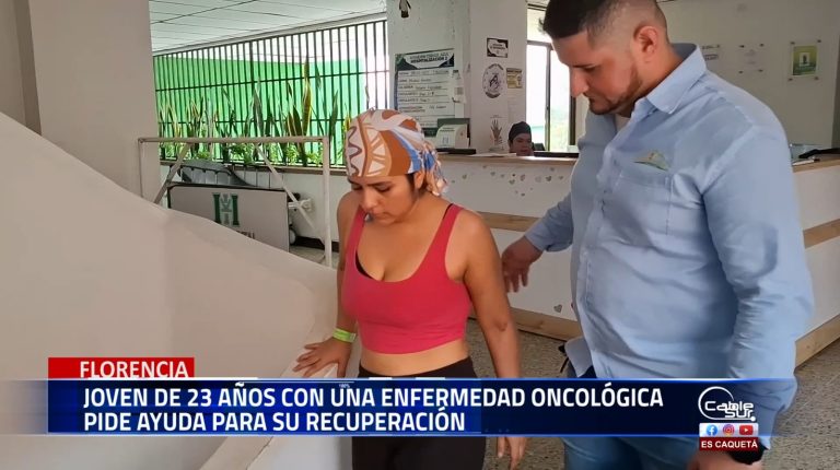 Angey Vanessa, una joven de 23 años diagnosticada con una enfermedad oncológica, enfrenta una difícil situación debido a la falta de autorización para su cirugía por parte de Asmetsalud.