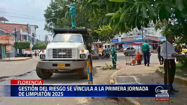 En Florencia, la Unidad Nacional de Gestión del Riesgo, en articulación con la administración municipal y otras entidades, participó en la primera jornada de limpiatón 2025.