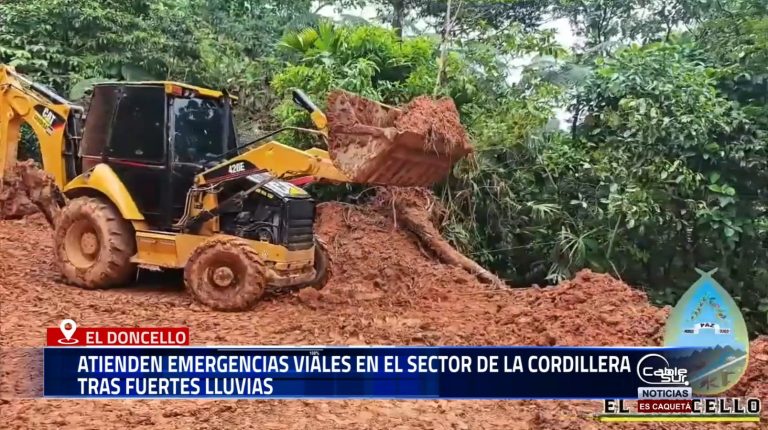 Ante la emergencia provocada por deslizamientos en la vía entre El Doncello y la inspección de Berlín