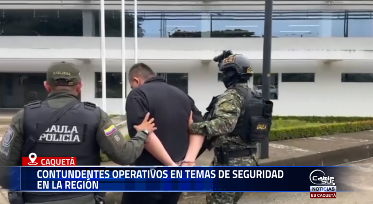 El coronel César Pinzón, comandante de la Policía en Caquetá, destacó los resultados de los recientes operativos realizados en la región, que permitieron la captura de varias personas, la ejecución de allanamientos y la recuperación de vehículos hurtados.