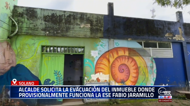 El alcalde Luis Hernando González Barreto informó a la ciudadanía las razones por las cuales se solicitó la evacuación del inmueble donde funciona provisionalmente la E.S.E. Solano, en la Casa de la Cultura Municipal.