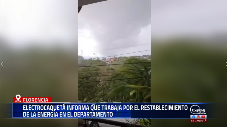 Más de 100 técnicos, ingenieros y operarios de ElectroCaquetá trabajan de manera ininterrumpida para restablecer el servicio de energía afectado por la fuerte tormenta que azotó al departamento.