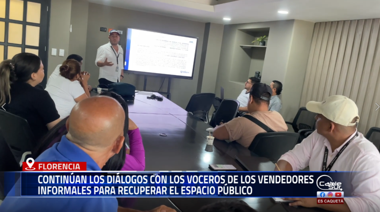En la segunda mesa de concertación con representantes del comercio local, el alcalde Marlon Monsalve anunció la construcción de una política pública para los vendedores informales, orientada a garantizar derechos y acompañar procesos de formalización, vivienda, educación y emprendimiento, como parte del compromiso con la recuperación del espacio público.