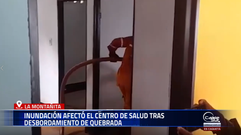 Las fuertes lluvias registradas en el departamento del Caquetá provocaron el desbordamiento de la quebrada La Montañita, lo que ocasionó la inundación del Centro de Salud de este municipio y dejó daños en equipos e infraestructura.