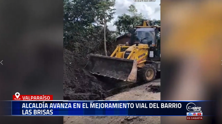 La Alcaldía de valparaiso adelanta trabajos de mantenimiento en una de las vías del barrio Las Brisas, con el propósito de mejorar la infraestructura urbana y garantizar una movilidad más segura para la comunidad.
