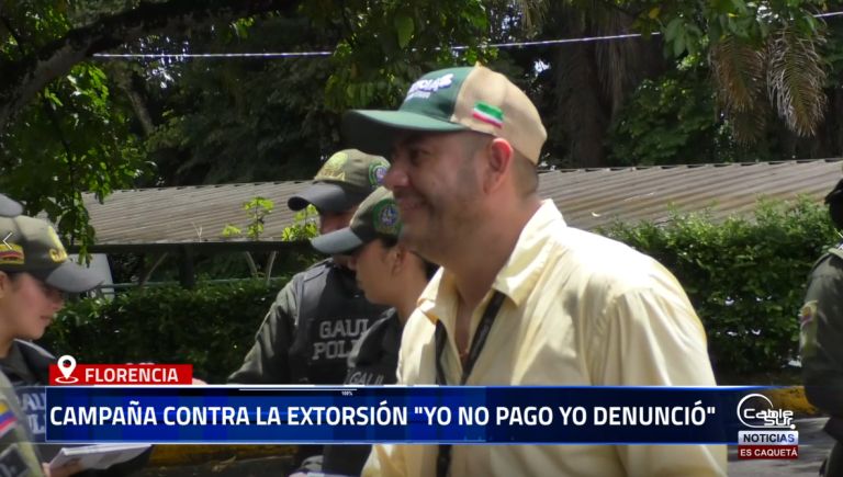 El secretario de Gobierno, Carlos Mora, junto al capitán Sebastián Bravo, comandante del Gaula Caquetá, lideraron la campaña “Yo no pago, yo denuncio” en la terminal de transportes de Florencia.