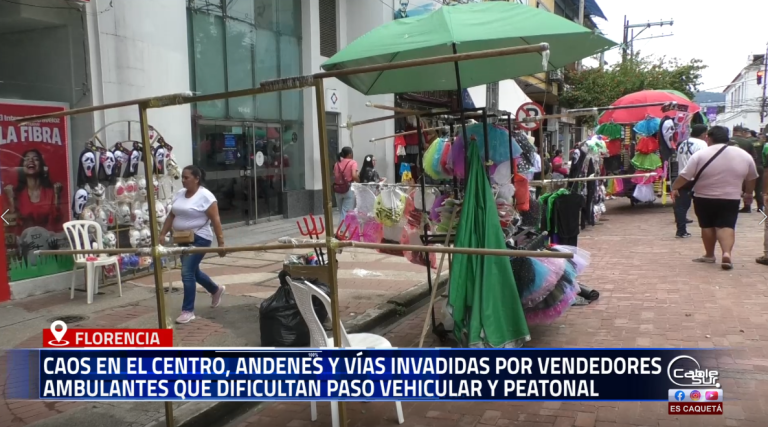 El centro de la ciudad está nuevamente invadido por ventas ambulantes, dificultando el paso peatonal y vehicular. La Secretaría de Gobierno municipal debe intervenir de inmediato para recuperar el espacio.