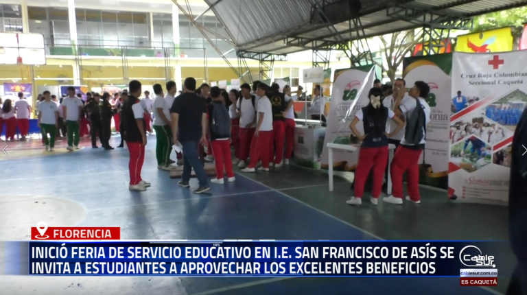 La Feria de Servicio Educativo dio inicio el día de hoy en la Institución Educativa San Francisco de Asís. El evento comenzó con una exitosa apertura que incluyó la participación de diversos colegios.